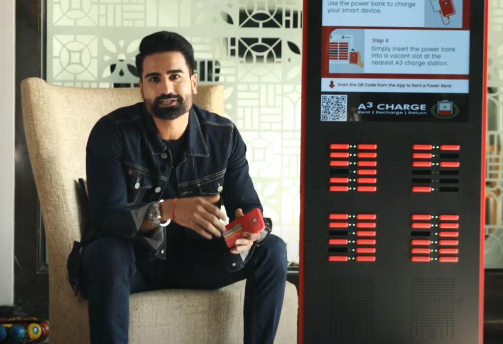 phone charging station